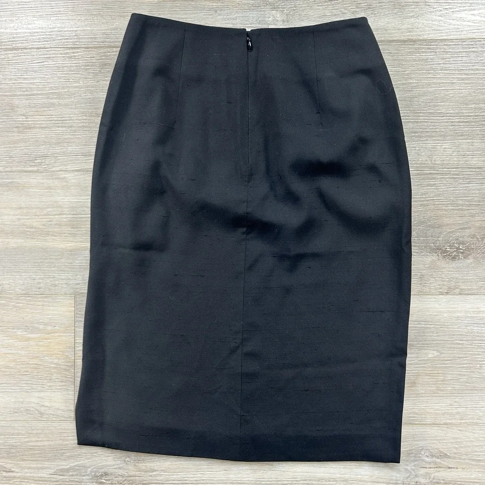 Burberry London‎ Women's 44 (10/12) Black Silk Textured Pencil Skirt Officecore